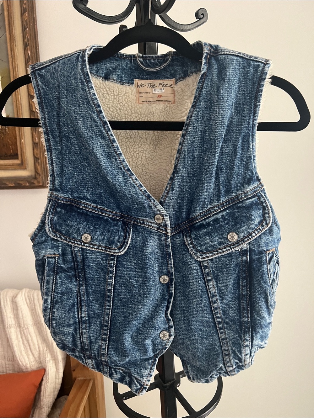 FREE PEOPLE Vest WE THE FREE Denim FLORENCE RANCH VEST Sherpa Blue - Picture 2 of 5